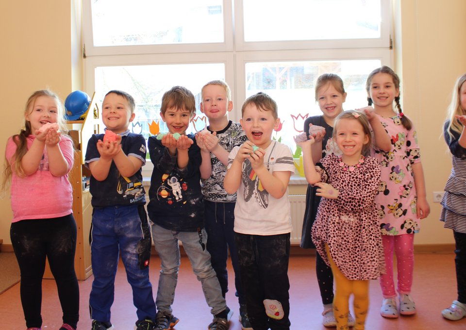 Kinder